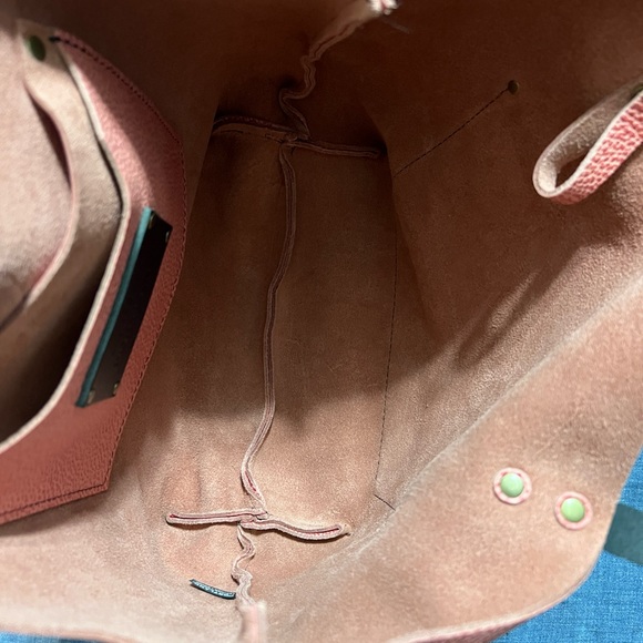 Portland Leather Large Tote - Flamingo Brand New - Picture 3 of 4